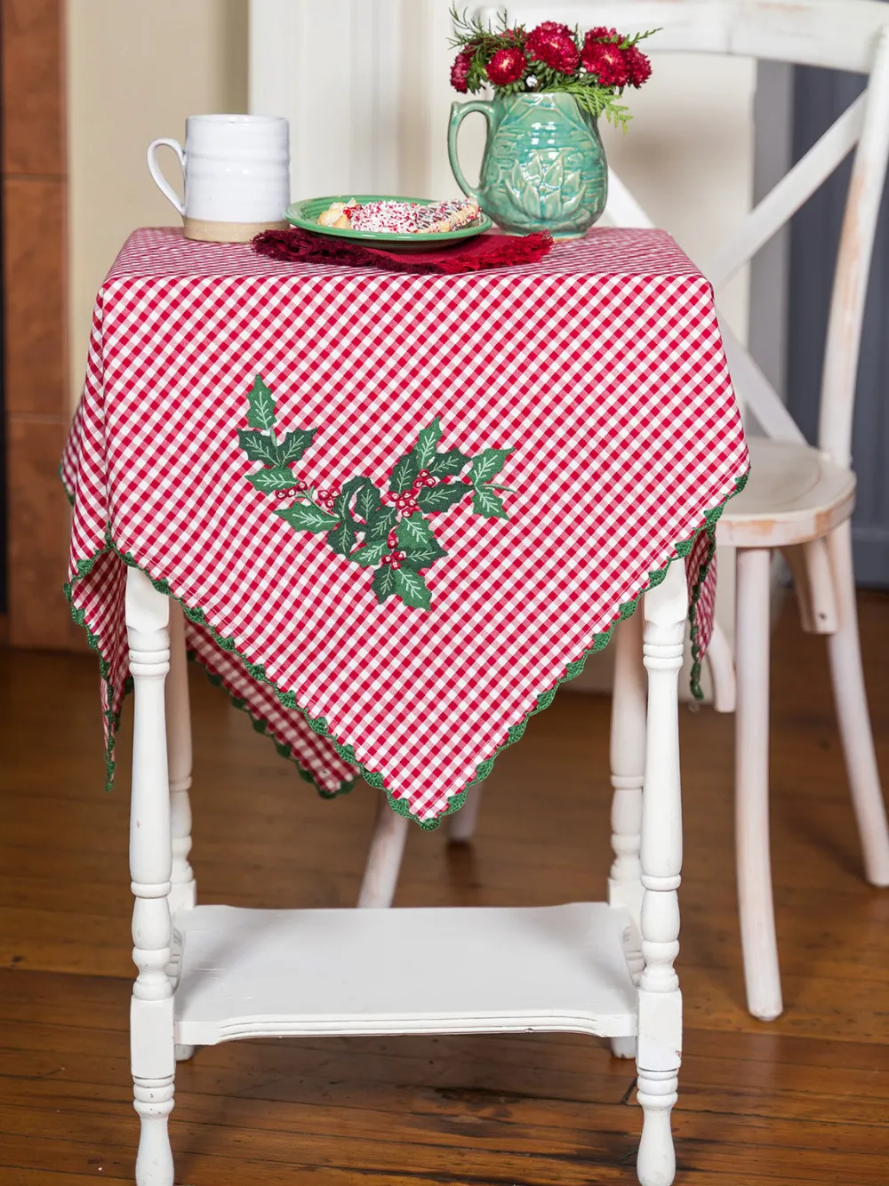 April Cornell Tablecloths|Holly Gingham Embroidered Square Tablecloth, 36" x 36"