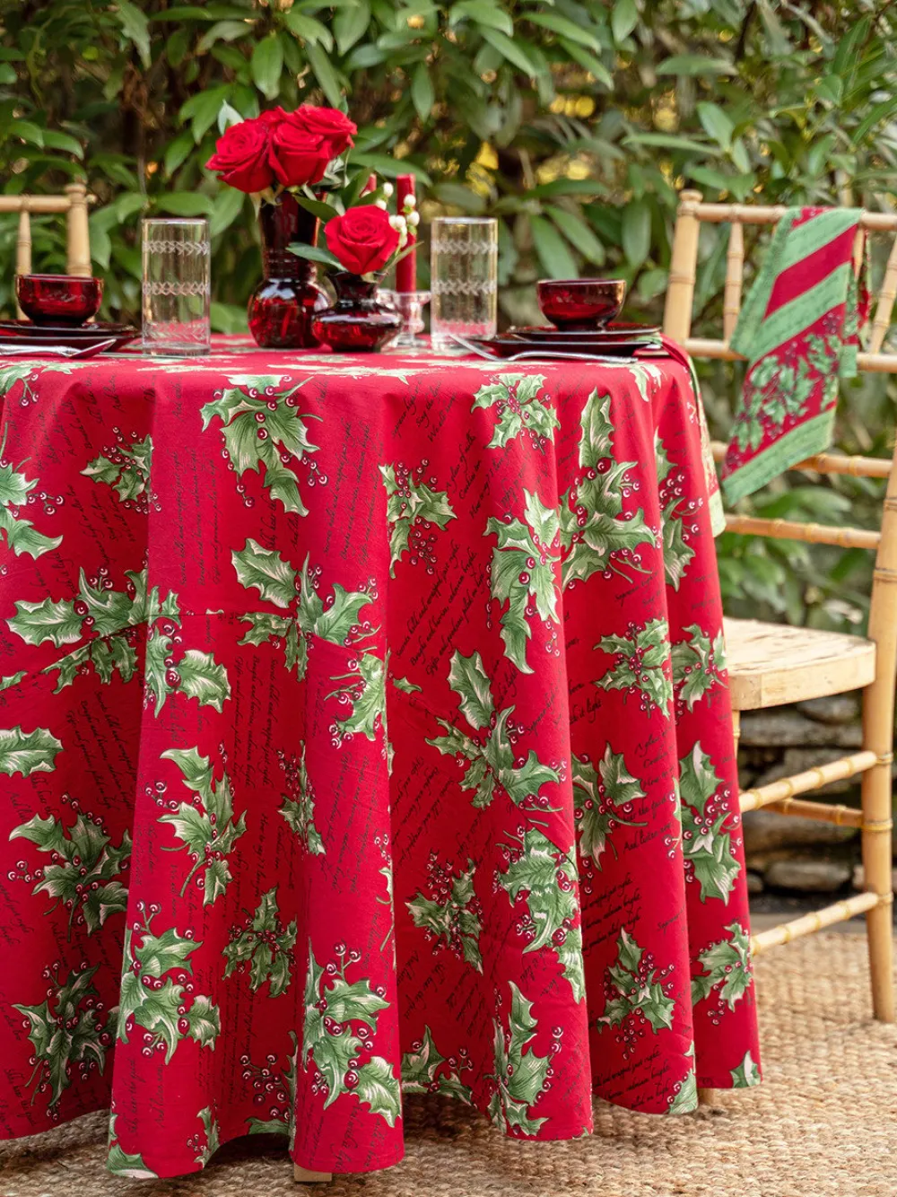 April Cornell Tablecloths|Holly Song Red 88" Round Tablecloth