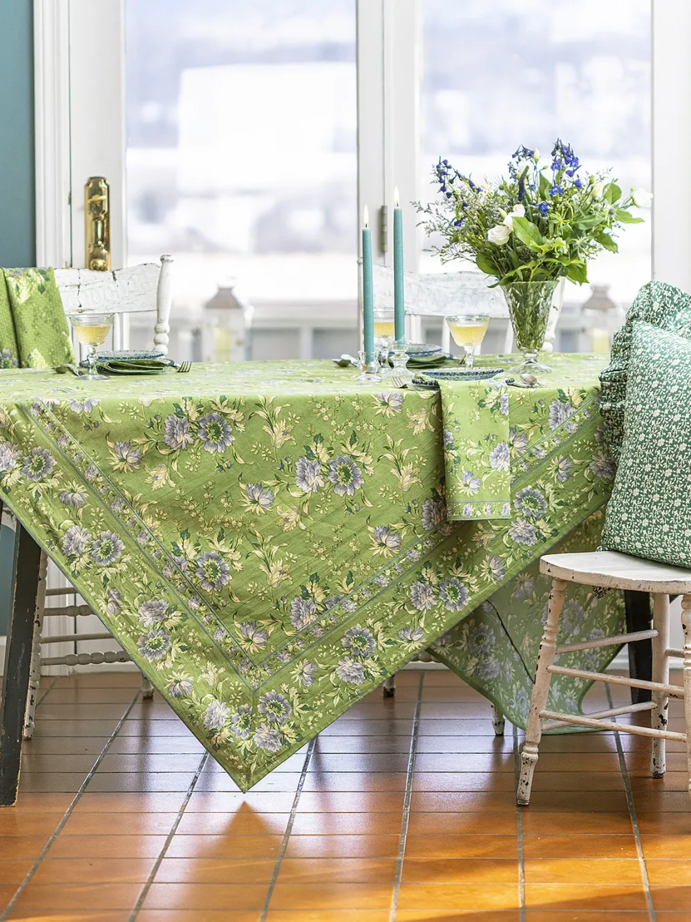 April Cornell Tablecloths|Music Tablecloth in Jade, 60" x 90"