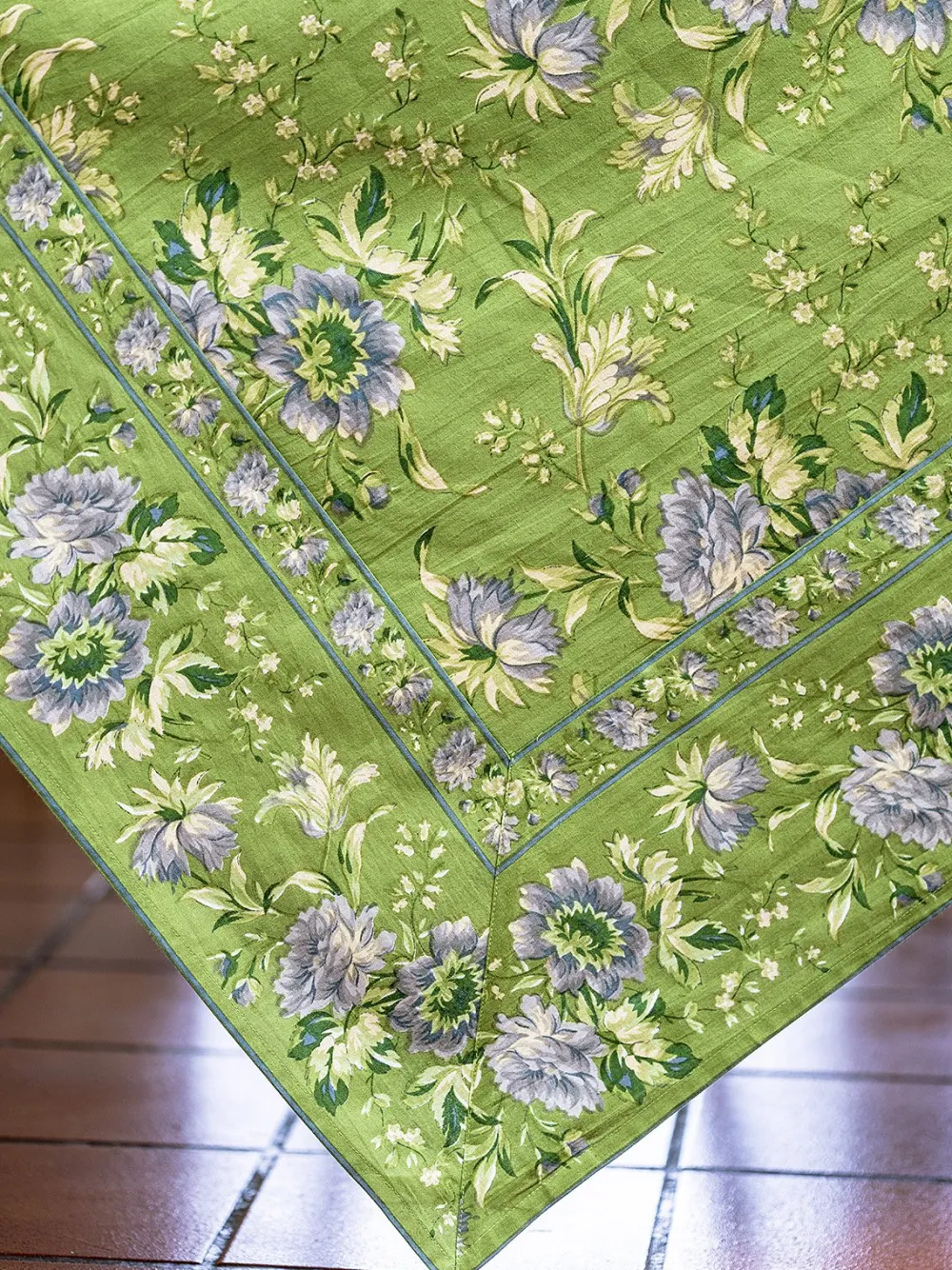 April Cornell Tablecloths|Music Tablecloth in Jade, 60" x 90"