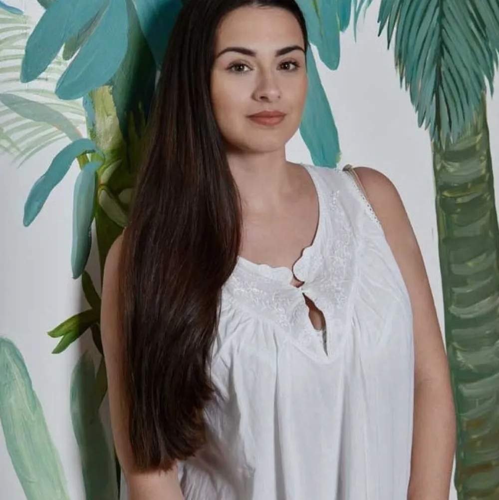 Robes, Nightgowns & Dresses|Emily V-Neck Sleeveless Single Button Nightgown