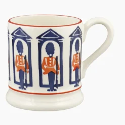 Emma Bridgewater Emma Bridgewater|Assorted Mugs|King's Guard 1/2 Pint Mug