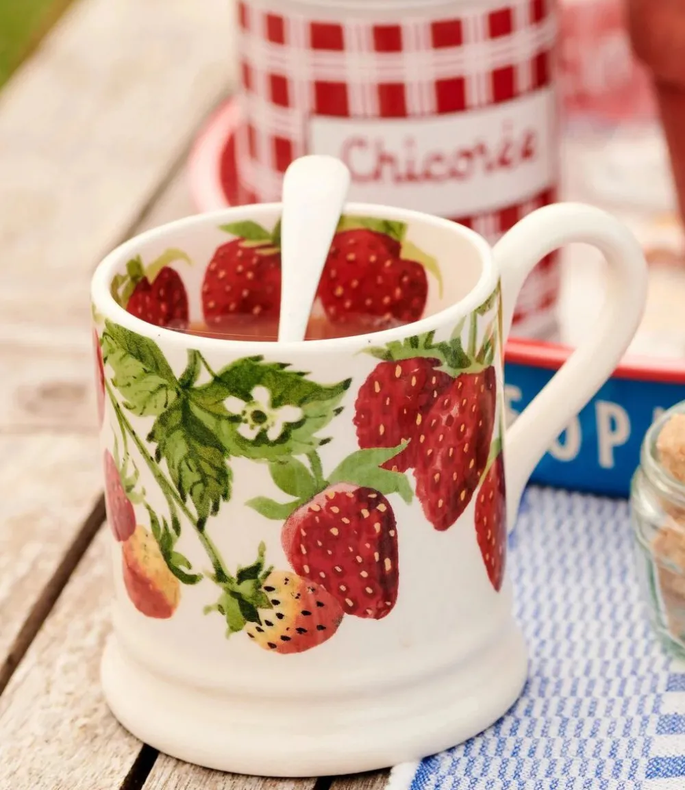Emma Bridgewater Emma Bridgewater|Vegetable Garden Strawberries 1/2 Pint Mug