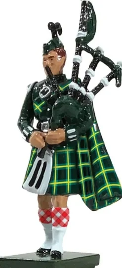 W. Britain Miniatures|Gordon Highlander Piper Figurine