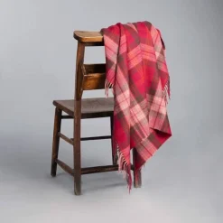 Lochcarron of Scotland Throws & Pillows|Hunting Rose Tartan Lambswool Blanket