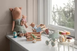 Maileg Maileg|Toys|Pig, Baby in Box (Girl)