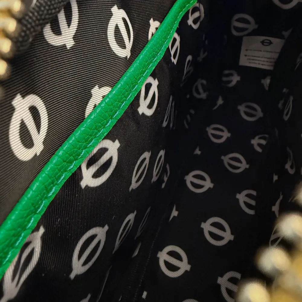 Pom Pom London Pom Pom London|District Line Green London City Plus Bag