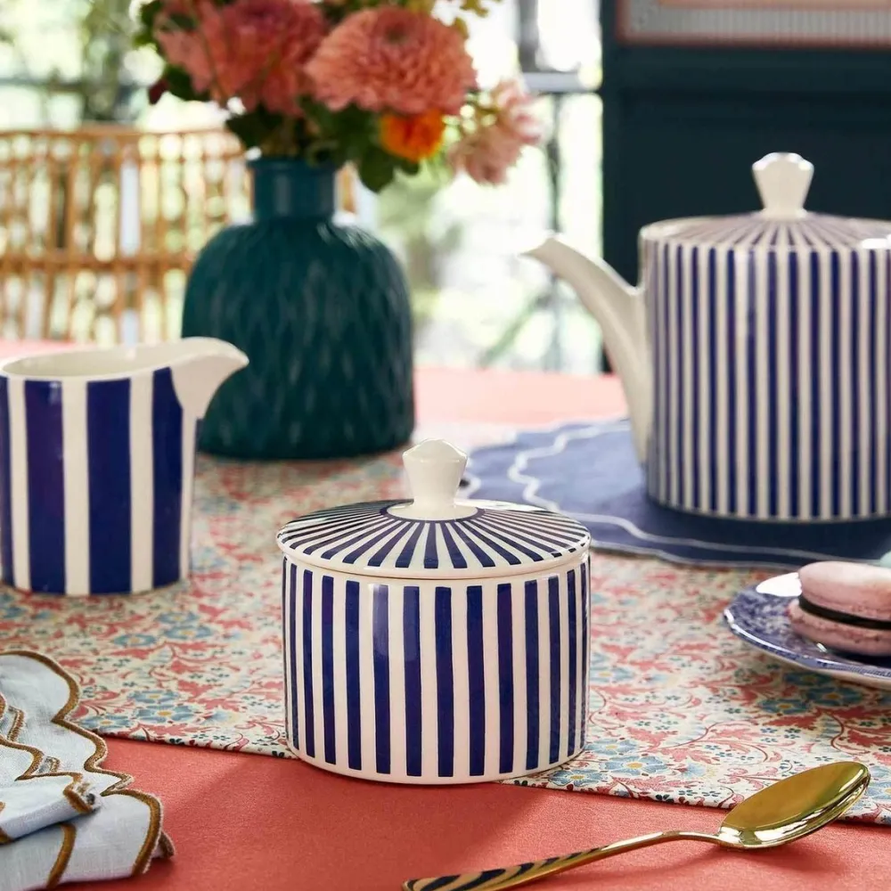 Spode Creamers & Sugar Bowls|Blue Italian Steccato Covered Sugar Bowl