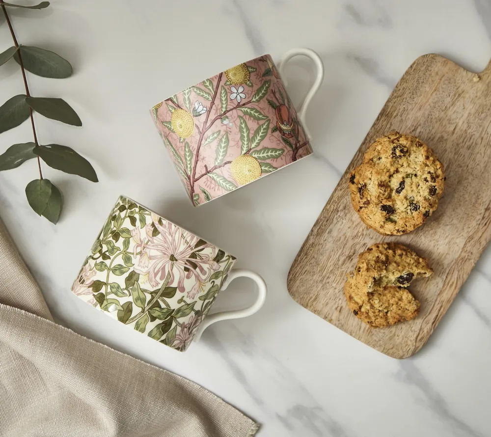 Spode Assorted Mugs|Morris & Co. Mug Set (Fruit & Honeysuckle)