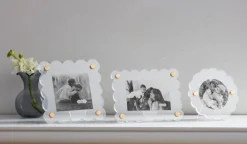 Picture Frames|Square Scallop Acrylic Frame
