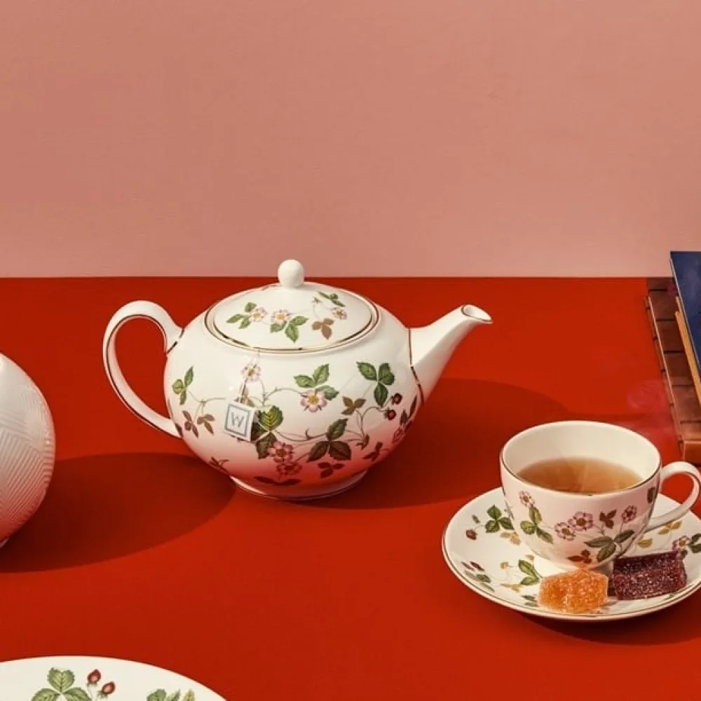 Wedgwood Teapots|Wild Strawberry Teapot